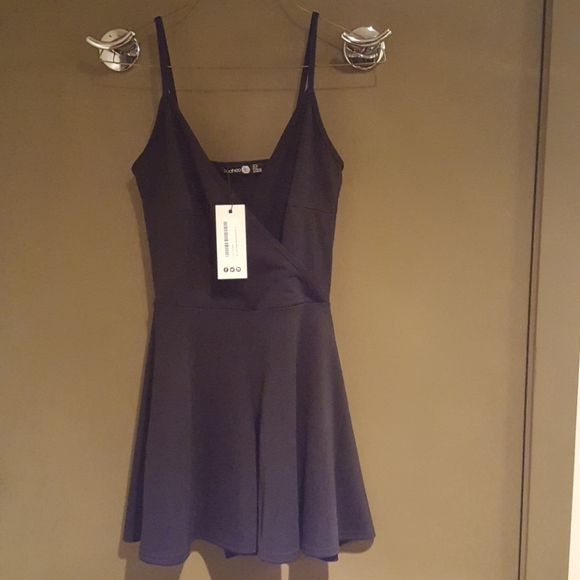 NWT Black Fit-and-Flare Romper (Jumper) - Picture 1 of 2